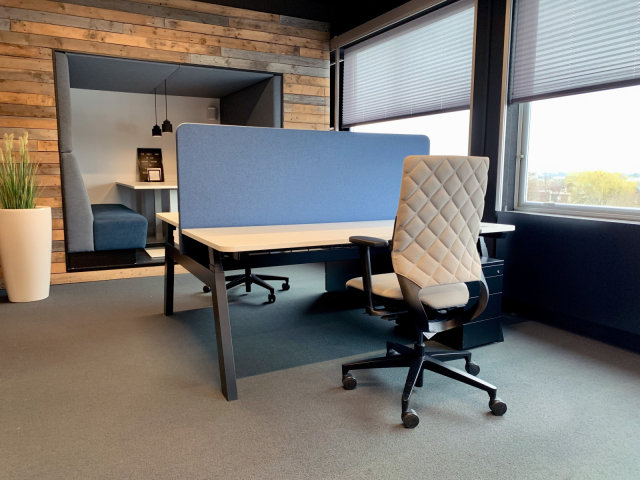 Heller Klöber Mera Diamond Bürodrehstuhl im Office von First Lines
